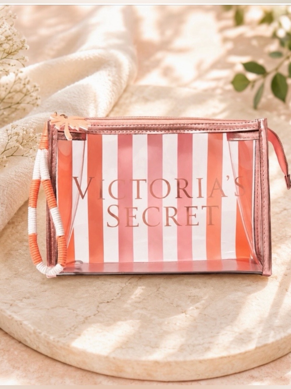 VICTORIA'S SECRET 
Bombshell Bikini Cosmetic Bag